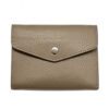 farbig-grau-taupe-geschmolzen